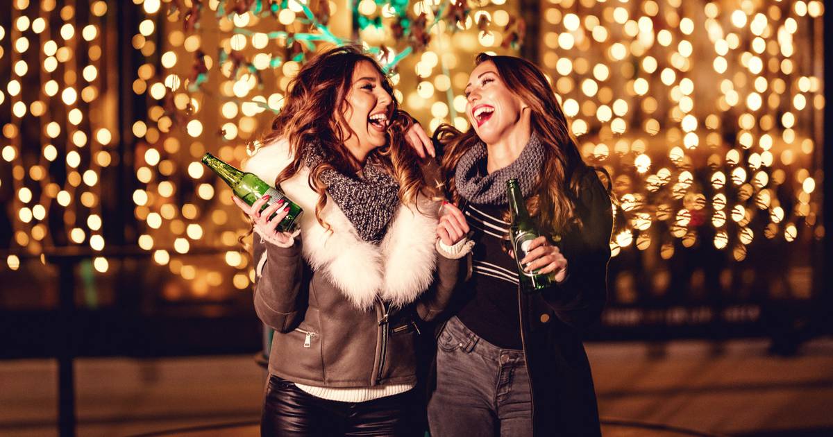 15 Outdoor New Year’s Eve Decoration Ideas