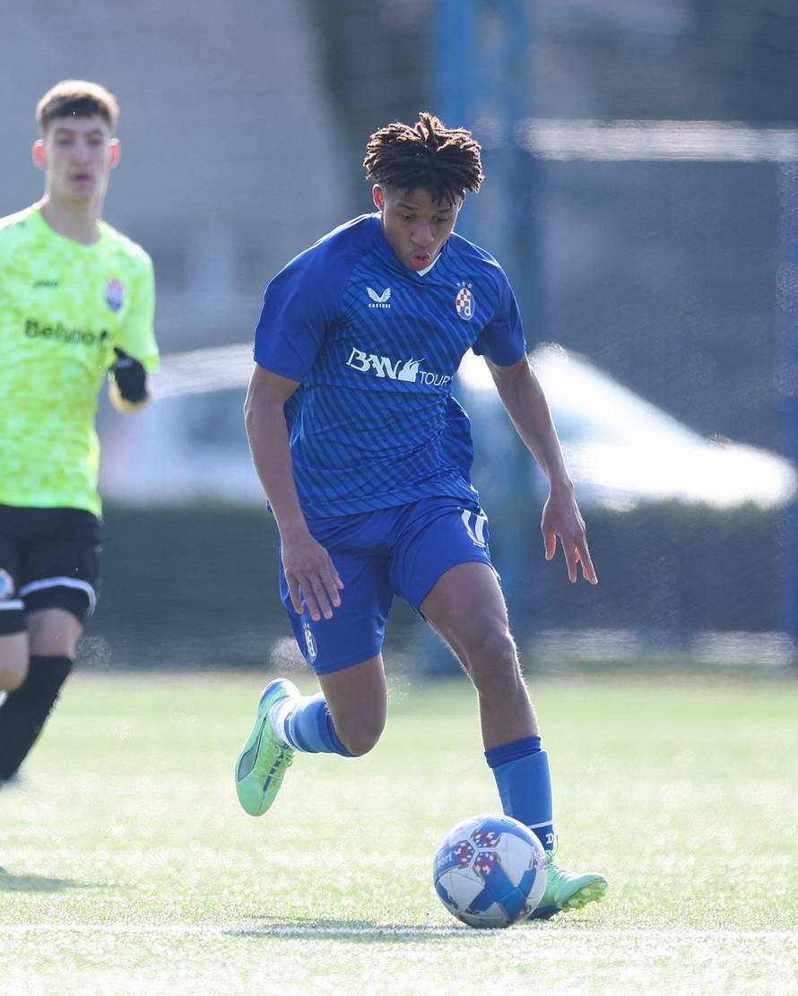 FOTO Dinamo predstavio veliko pojačanje. Potpisao Portugalac kojeg su htjeli Barca i Man. City