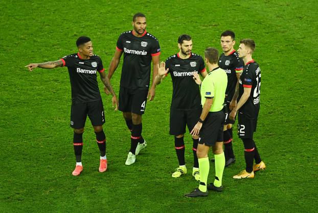 Europa League - Round of 32 Second Leg - AC Milan v Crvena Zvezda