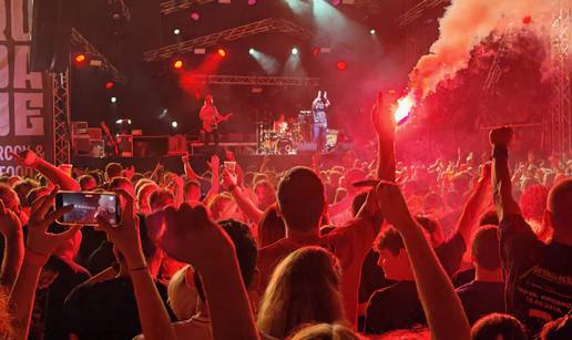 FOTO Sjajnim rock nastupima Brundanje oduševilo više tisuća ljudi u Pivovari Medvedgrad