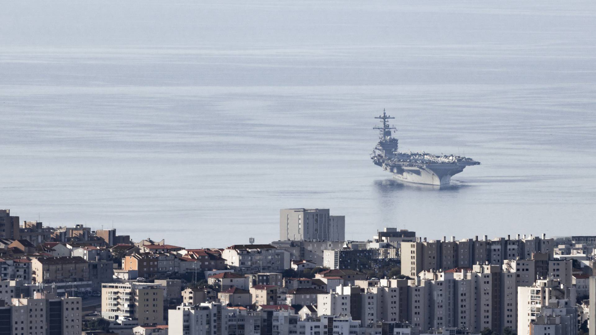 U Split uplovio najveći američki nosač aviona USS George H.W. Bush 