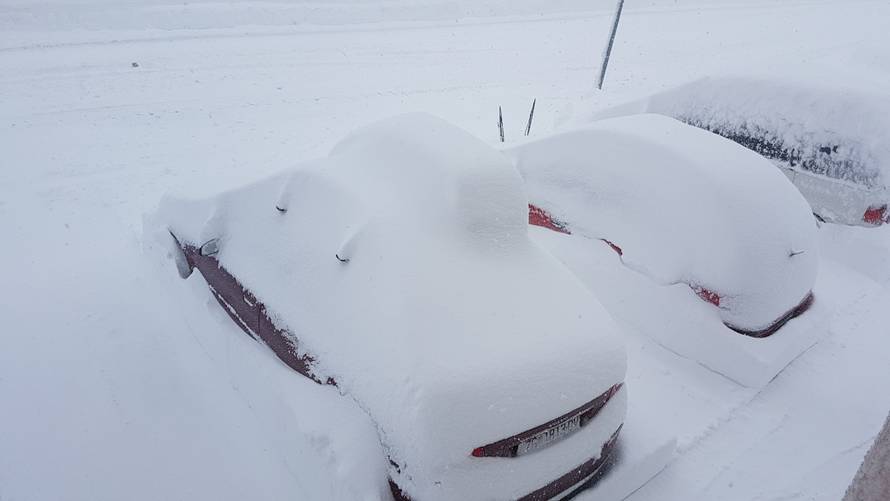 Vapaj zametenih Hrvata: Strah nas je, molimo se da preživimo