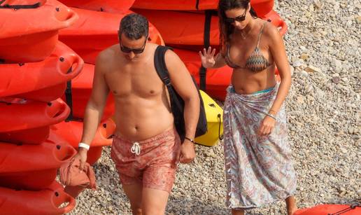 FOTO Dubrovnik dupkom pun - Grad i dalje vrvi turistima koje čeka bogat program