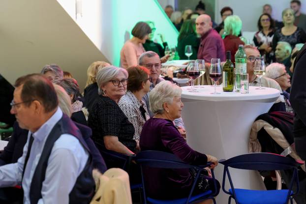 U Zadru održan Bal umirovljenika, zaplesao i ministar Šime Erlić