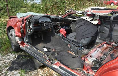 Uznemirujuće: Ovako izgledaju auti iz nesreće kod Maslenice
