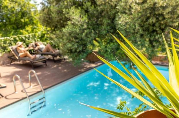 FOTO Dvor Pitve Villas: Mir i autentičnost otoka Hvara u malom dalmatinskom selu