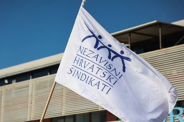 Split: Mirni prosvjed Nezavisnog sindikata pomoraca putničkih brodova Hrvatske 
