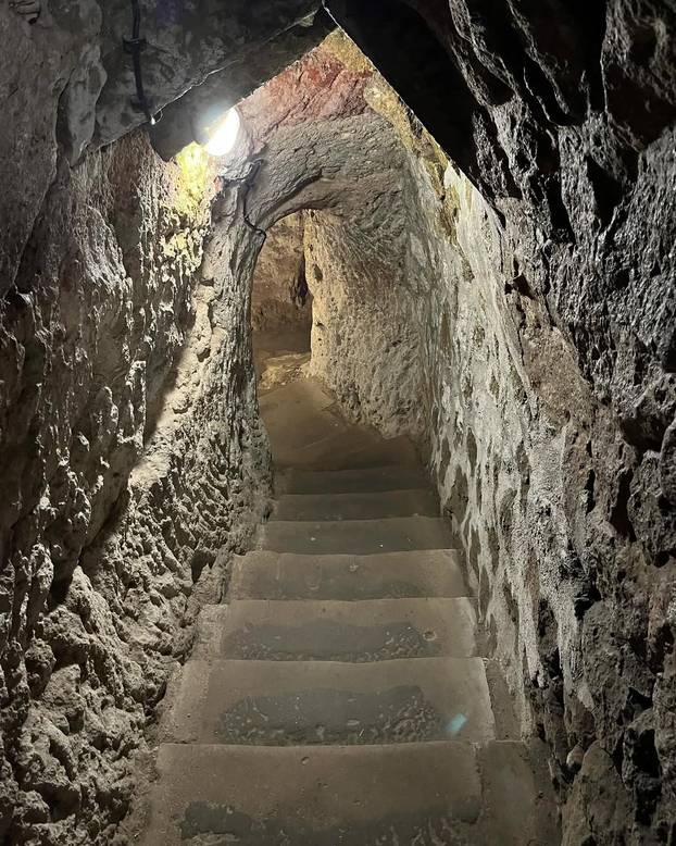 Derinkuyu je najveći podzemni grad svijeta, dubok 85 metara, a u njega stane 20.000 ljudi