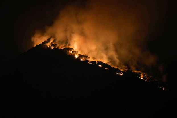 Wildfires continue in Alhaurin el Grande