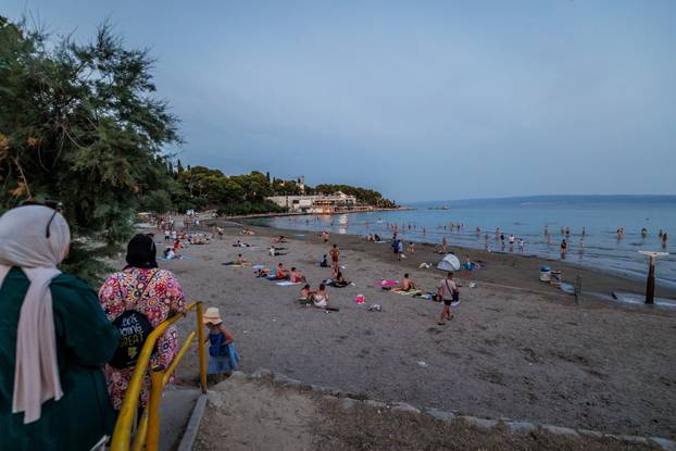 Split: Predvečerje na plaži Bačvice