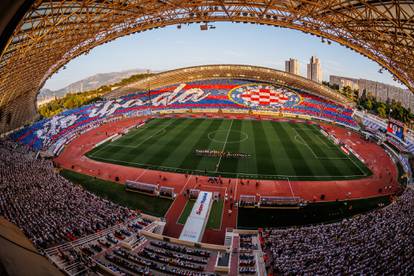 FOTO U Maksimir dolazi više od 2000 navijača Hajduka! Ovo su najbolje koreografije derbija...