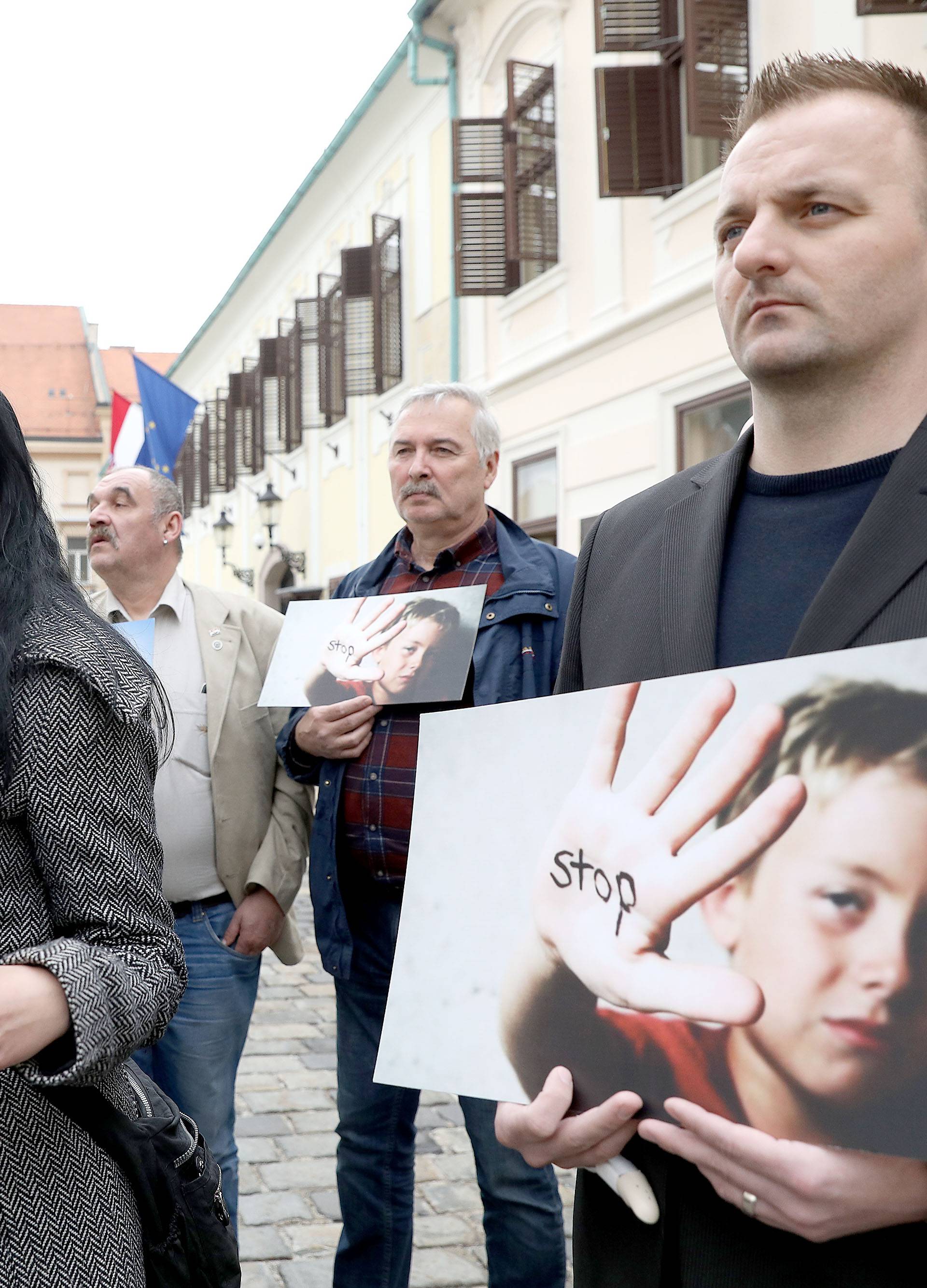 'Kad će prestati štititi pedofile i tko stopira primjenu zakona?'