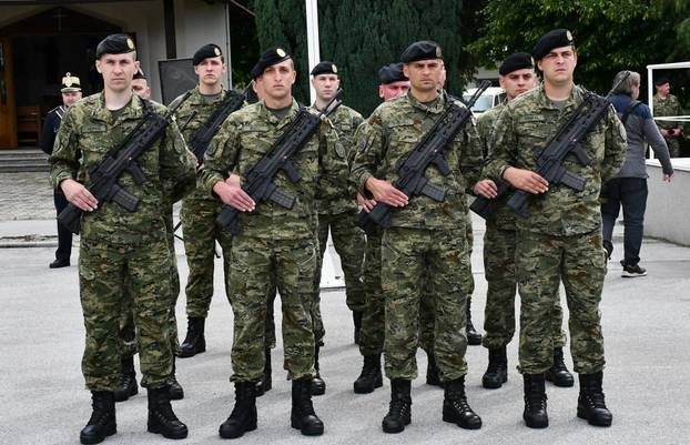 FOTO Kad u vojsku pođem... U Požegi prisegnulo 150 ročnika