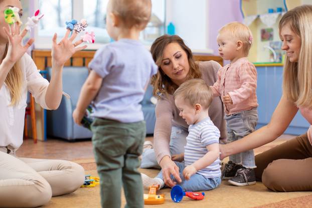 Stvari koje roditelji nikada ne bi trebali reći svojoj djeci u ljutnji