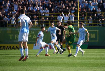 FOTO Dalić s Ćorlukom i Olićem prati utakmicu Istre i Rijeke. Gleda pojačanja za 'vatrene'?