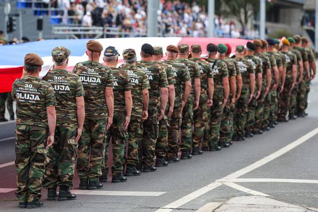 Zagreb: Generalna proba svečanog vojnog mimohoda