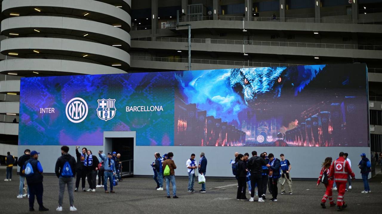 VIDEO Kakvi baksuzi: Navijači Intera otišli sa stadiona nakon vodstva Barce, htjeli se vratiti...