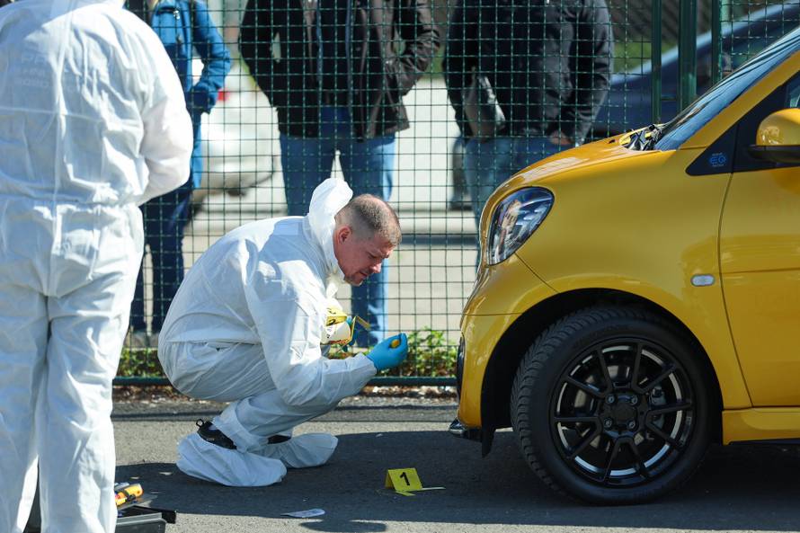 Zagreb: Policijski očevid u Dubravi gdje je jutros došlo do pucnjave
