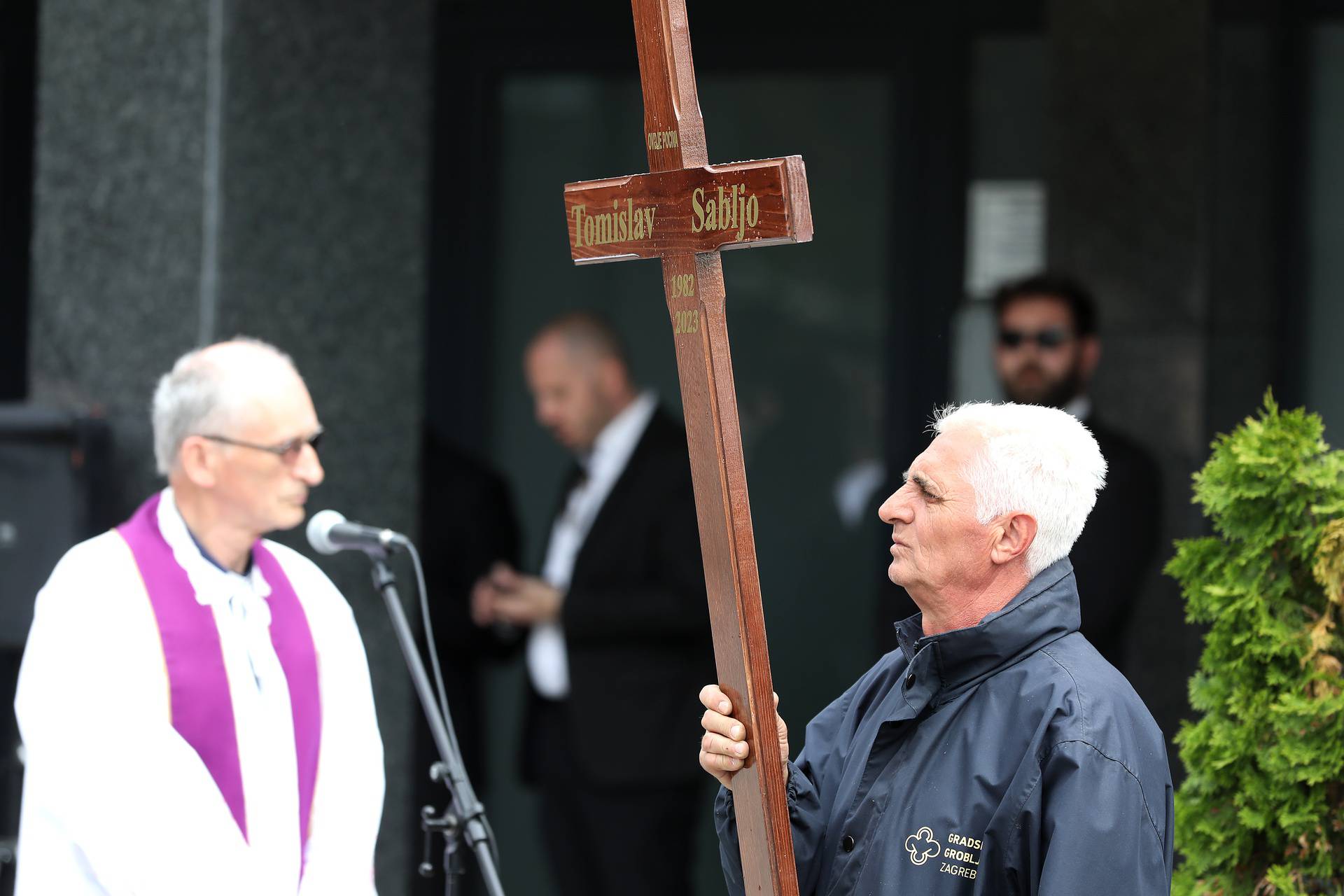 Zagreb: Na Markovom polju pokopan Tomislav Sabljo