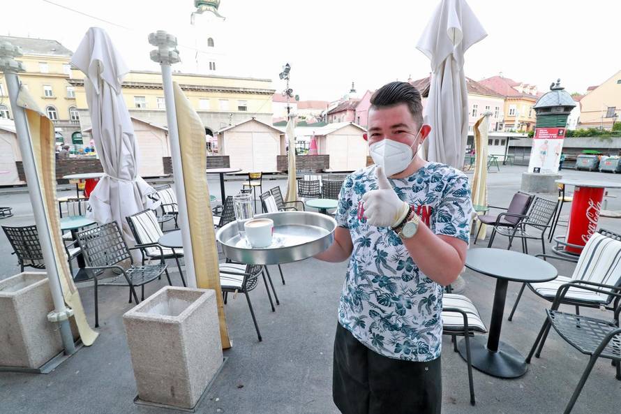 Hrvati jedva čekali: Jutros se popila prva kava na trgovima
