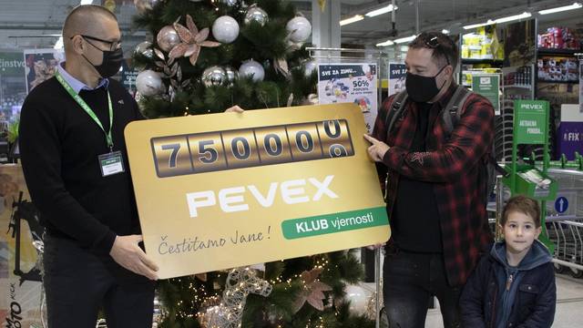 PEVEX nagradio 750.000 člana kluba vjernosti