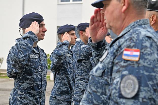 FOTO Novi hrvatski marinci primili su svoje beretke: Prošli intenzivnu integracijsku obuku