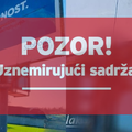UZNEMIRUJU&Cacute;E Psa objesili na predizborni plakat u Sloveniji: 'Potreseni smo i &scaron;okirani ovim'