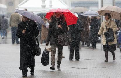 Oblačno uz snijeg i kišu, temperature lagano rastu