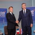 Macron stigao u Split. Evo kako ga je do&ccaron;ekao Plenkovi&cacute;