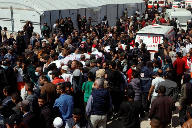 Palestinians mourn medics in Khan Younis