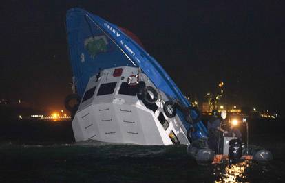 Hong Kong: Najmanje 36 poginulih u potonuću trajekta