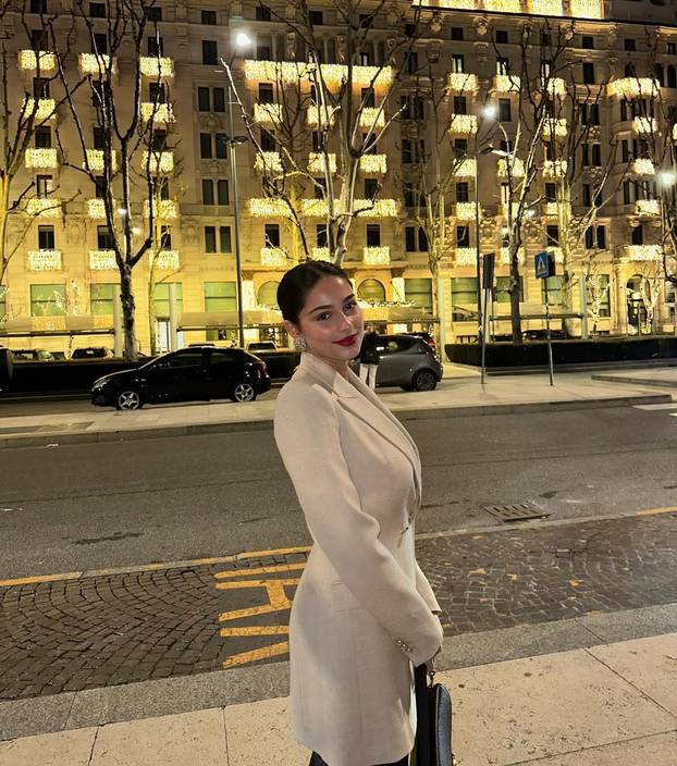 FOTO Julia je osvojila srce hit dinamovca. Godinama su skupa