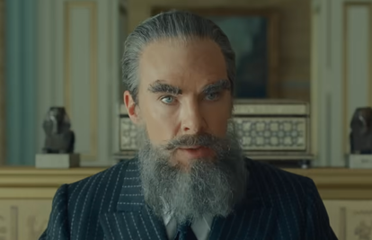 Ne, je li ovo moguće?! Popularni glumac 'pustio' je dugu bradu i šokirao sve transformacijom...