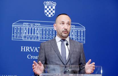 'Pupovac se treba očitovati o govoru mržnje u  Novostima'