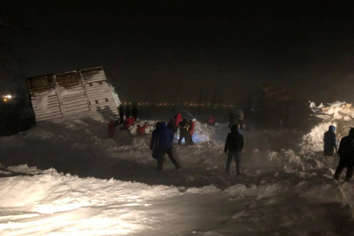 U lavini poginulo troje Rusa, a promrzlo dijete se bori za život