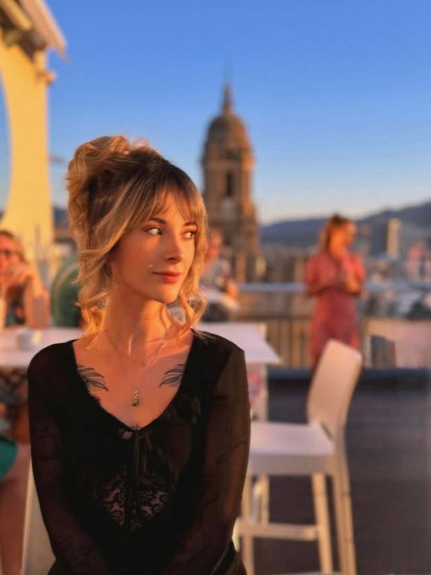 FOTO Puna je tetovaža i nema dlake na jeziku: Evo što govori o privlačnosti i samopouzdanju