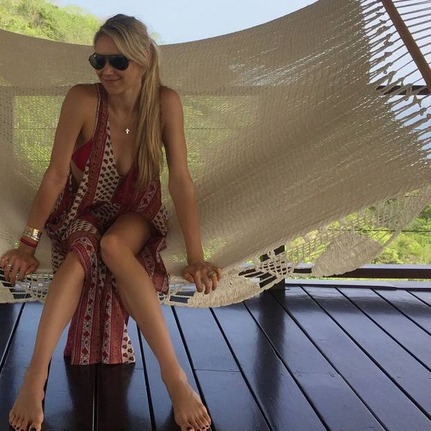 FOTO Bivša tenisačica proslavila 44. rođendan pa je šokantno zatrudnjela! Čeka četvrto dijete