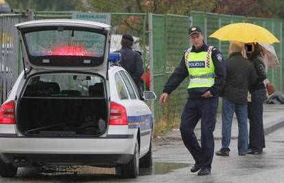 Pas starici ušao u dvorište i zaklao joj nekoliko kokoši