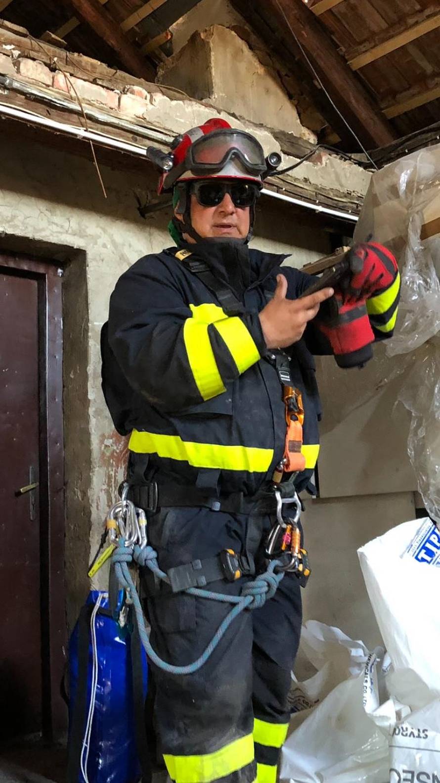 Hvala ti, tata: Davor je umro pred sinom, a njegova će djeca nastaviti stopama vatrogastva