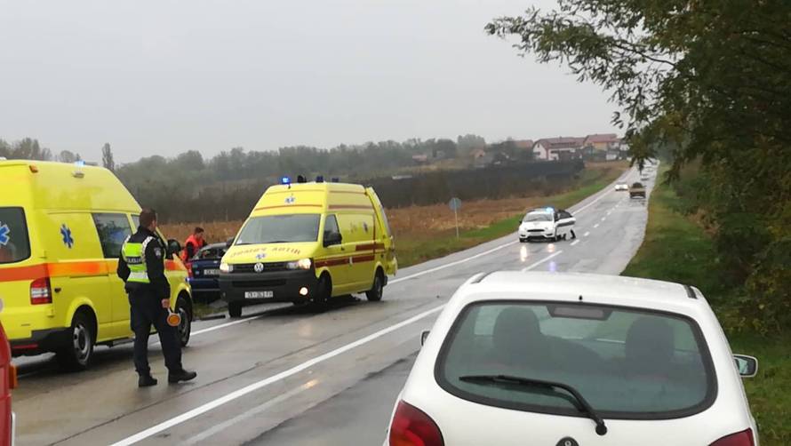 U sudaru poginuo mladi par, a u bolnici preminula i žena (77)