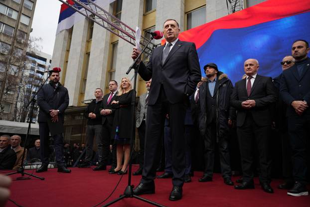 Banja Luka: Skup podrške Miloradu Dodiku nakon izricanja presude