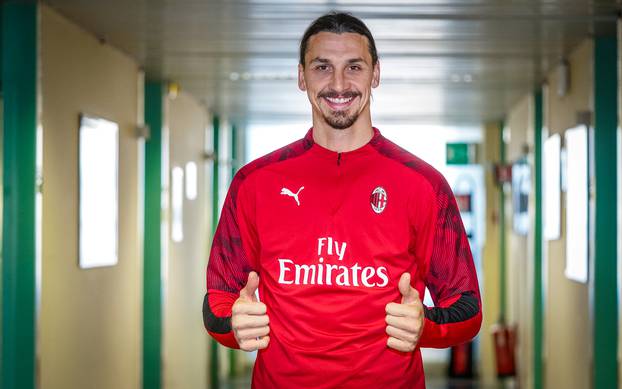 Zlatan Ibrahimovic arrives at Casa Milan