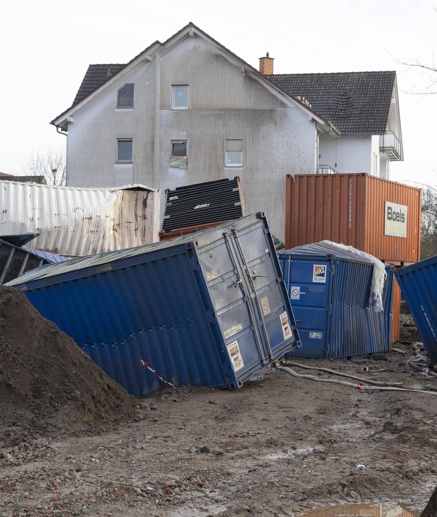 Damage after bomb blast in Hanau