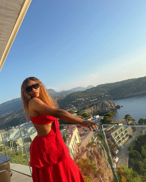 FOTO Serena Williams smršavila 14 kilograma i pohvalila se novom figurom! Pogledajte je