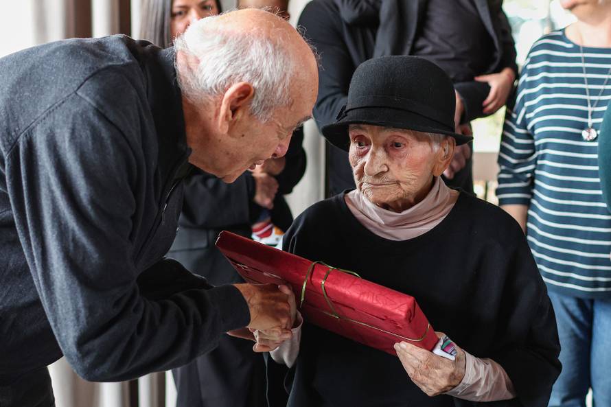 24SATA Proslava 107. ro?endana Ivke Br?i?, najstarije Zagrep?anke