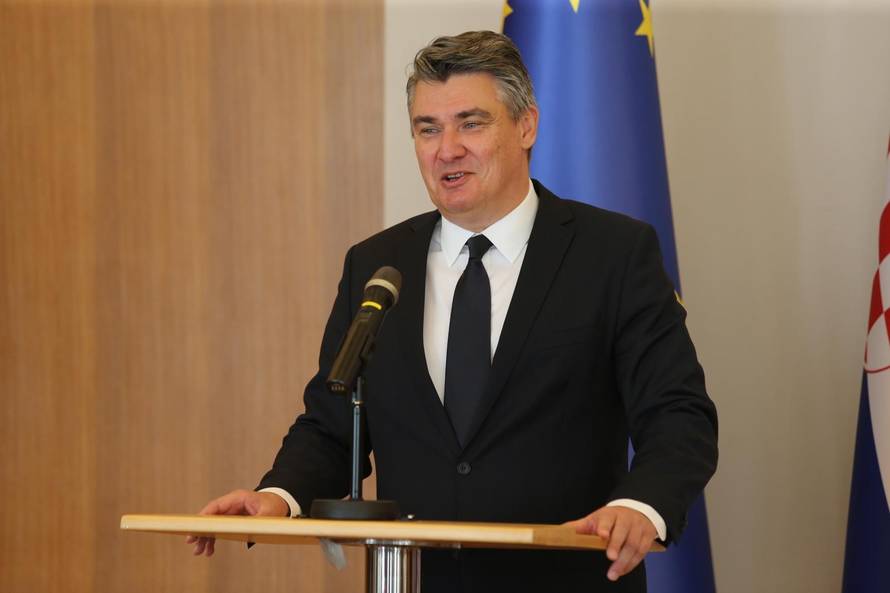 Plenković predstavio 16 novih ministarstava, Milanović pričao o mjerama protiv korona virusa