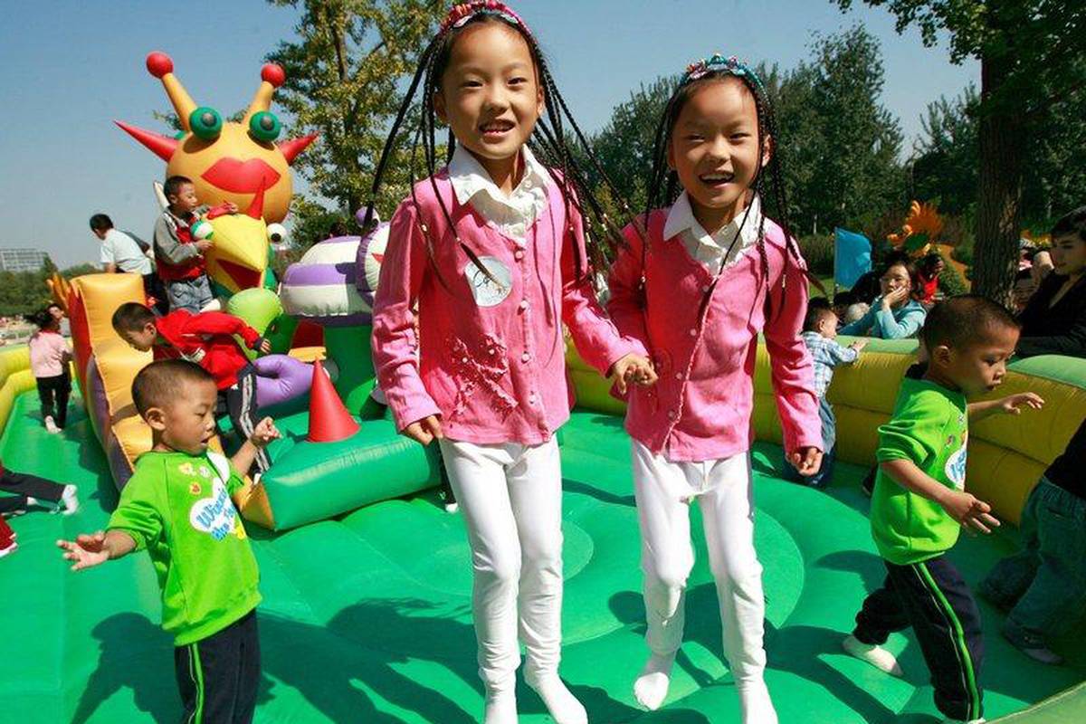 Kina: Parovi i dalje mogu imati samo jedno dijete