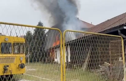 U pola sata dva požara kod Glavnog kolodvora: Gori bivši klub Željezničar, a iza su hale