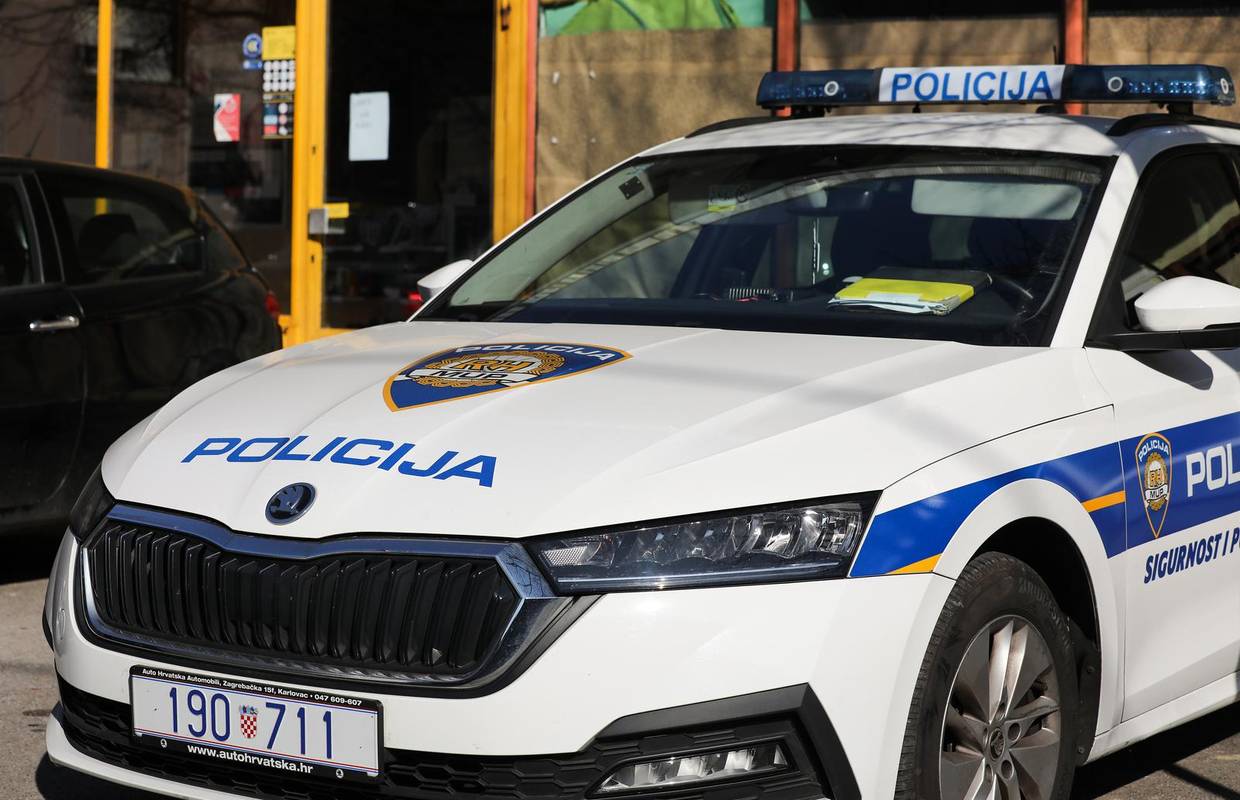 Pijani mladić s 1,55 promila alkohola kod Požege divljao i vozio u suprotnom traku