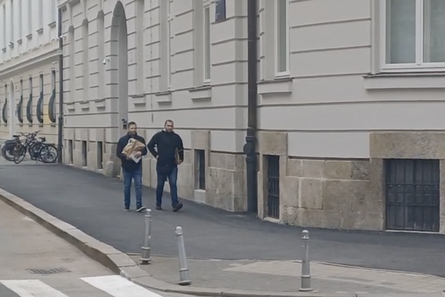 U MVEP-u izvlačili novac preko putnih naloga. Traju ispitivanja i pretresi domova osumnjičenih